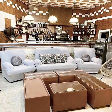 Hotel Medium Montecarlo Palafrugell Bagian luar foto