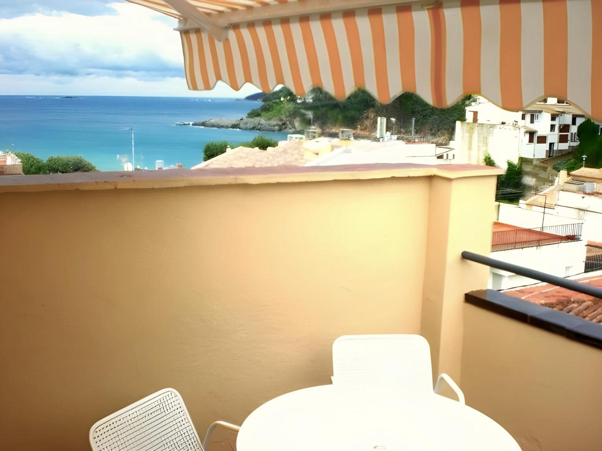 Hotel Medium Montecarlo Palafrugell Ruang foto