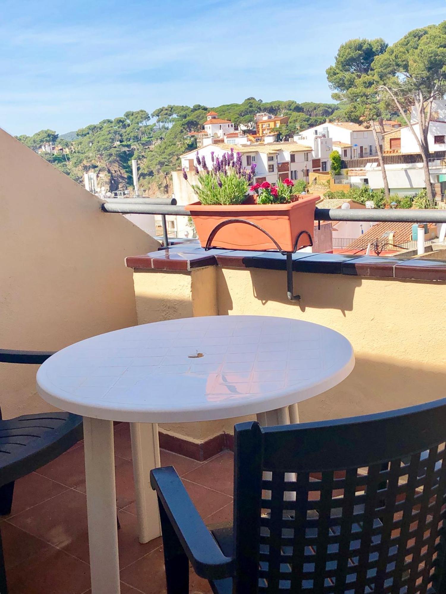 Hotel Medium Montecarlo Palafrugell Ruang foto