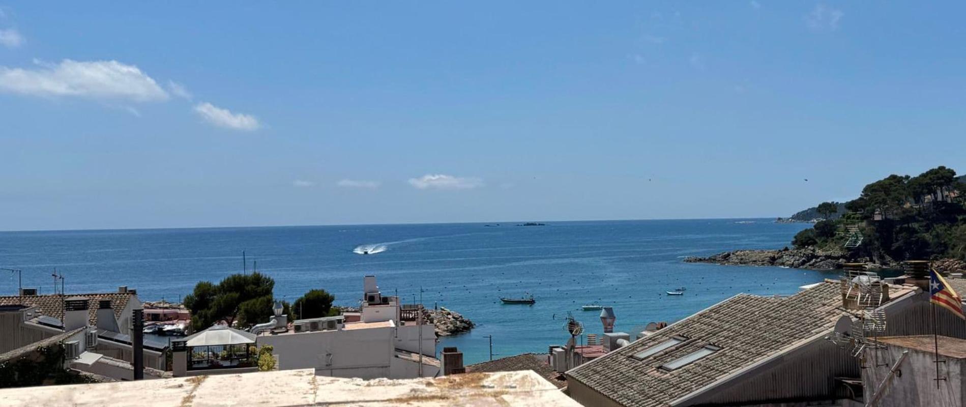 Hotel Medium Montecarlo Palafrugell Bagian luar foto